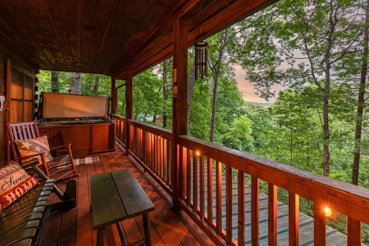 Secluded Sunrise Ridge-10 Min From Blue Ridge, King Beds, Hot Tub, 2 Porches, Fireplace Wood Burning, Mountain View, Cozy Exterior foto